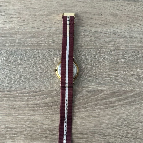 Timex Weekender Fairfield used men's watch with bordeaux white fabric strap TW2P97600
