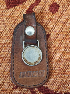 Fiat μπρελόκ vintage μεταχειρισμένο, καφέ και ασημί