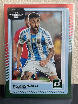 2025-26 Panini Donruss Road to World Cup Parallel Red and Green Nico Gonzalez #159 like new
