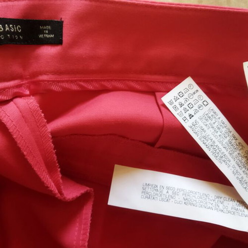 ZARA women's magenta fabric pants new, size S