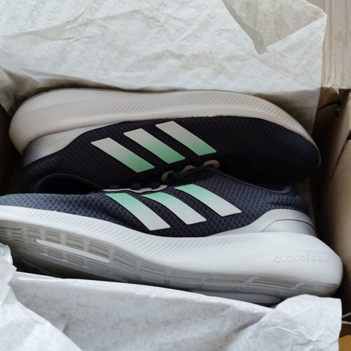 Adidas sports sneakers new, size 41 1/3