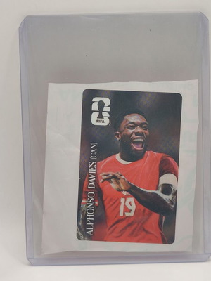 2026 Panini Coca-Cola FIFA αυτοκόλλητο CC9 Alphonso Davies Canada