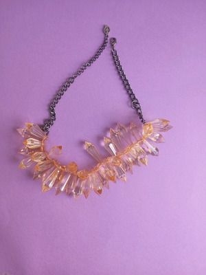 Necklace like new, plastic with chain, beige and pink