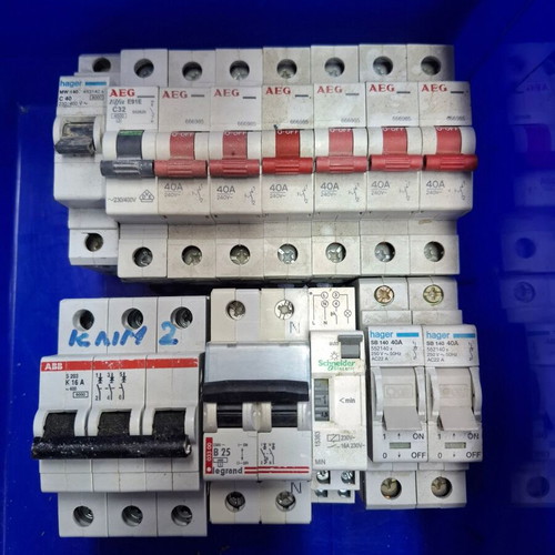 Circuit breakers used, set of 13 from ABB, HAGER, LEGRAND, AEG