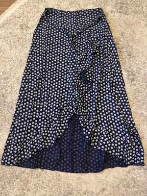 Navy Blue Midi Skirt with Pattern and Ruffles like New, Size S/M