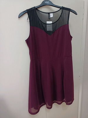 H&M dress burgundy short size L new with tag