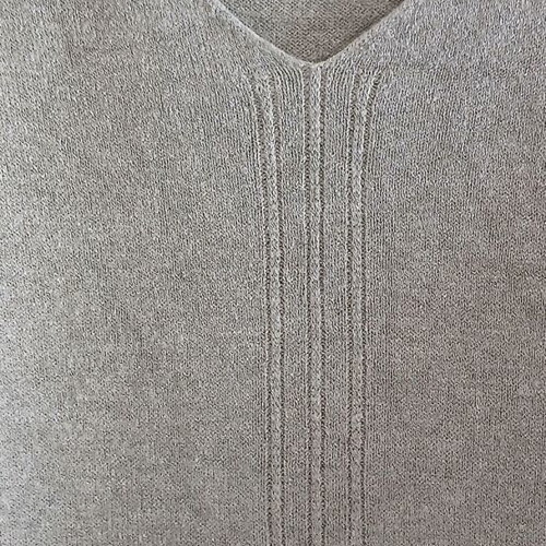 Italian knit sweater, soft grey, V-neck, size M-L
