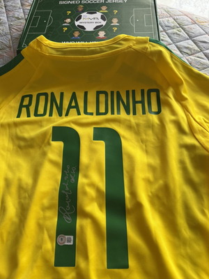 Ronaldinho Auto Jersey Brazil σαν καινούργιο