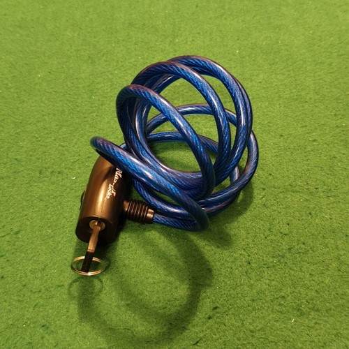 Master Lock spiral bicycle lock with key, blue