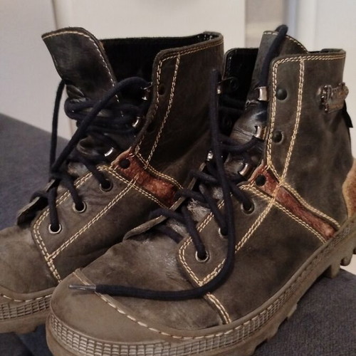 Roberto Cavalli boots limited edition 100% leather size 37 like new