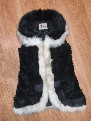 Vira Luxury Hooded Faux Fur Vest used, black and white contrast, size XL