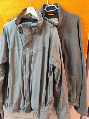 Timberland jacket with fleece lining like new, khaki color