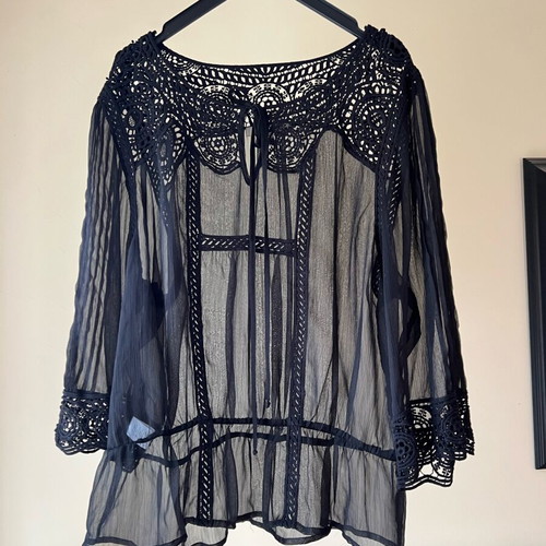 Black transparent blouse with lace large like new