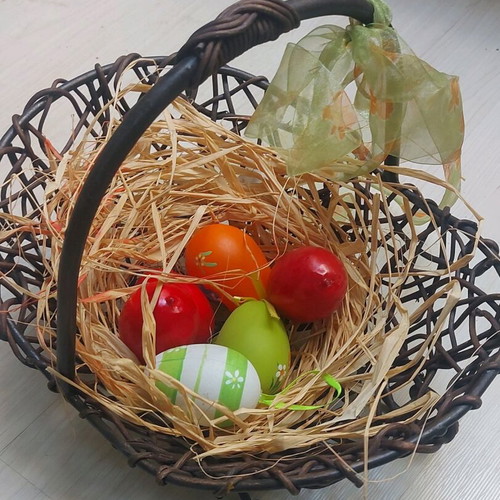 Easter basket like new for decoration