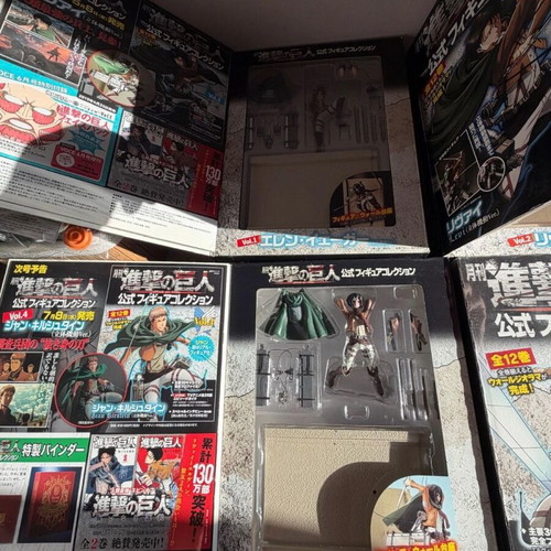 Attack On Titan Official Figure Collection set of 11 volumes new