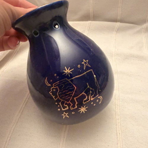 Zodiac Leo Wax Burner used, navy blue ceramic with gold designs