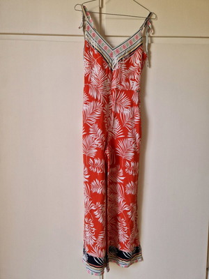 Ολόσωμη φόρμα Enzzo καινούρια, 100% viscose, κοραλλιοκόκκινη, μέγεθος S