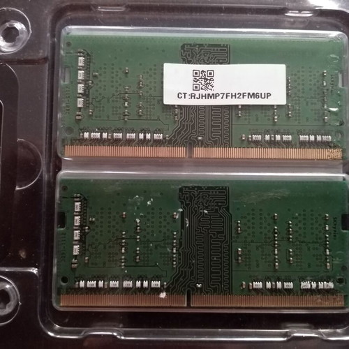 Hynix SO-DIMM DDR4 2x4GB laptop memory kit like new