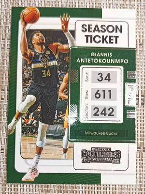 Giannis Antetokounmpo Panini Contenders Season Ticket 2021-22 нов