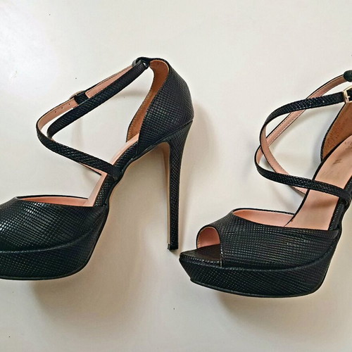 Alexandra Paggioti Platform Heels like new, black, size 37