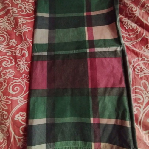 Tablecloth 100% cotton like new, 1.35x1.25 m, green-pink