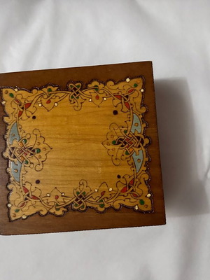 Wooden square decorative box like new
