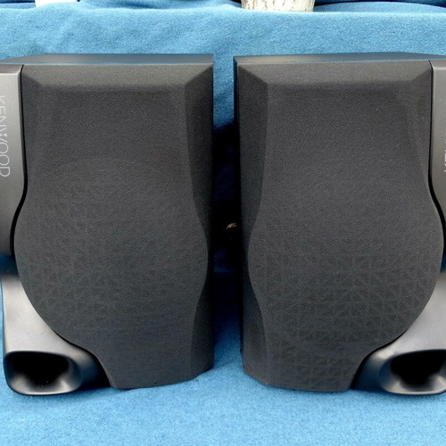 Kenwood LS-N301 floor speakers like new