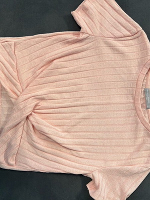 Bershka pink crop top blouse used, size M