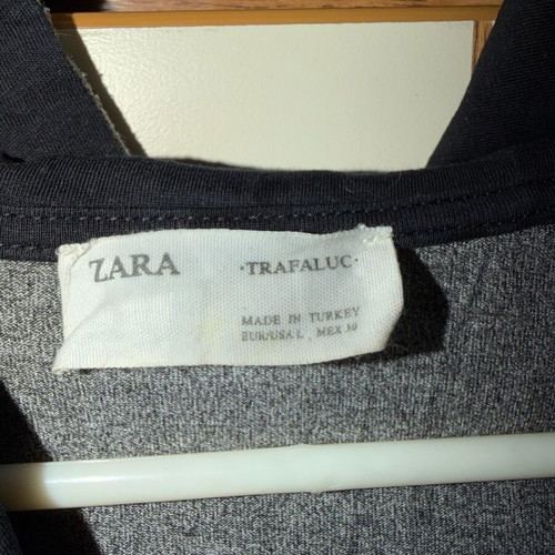 Hooded sweatshirt like new, size L, blue