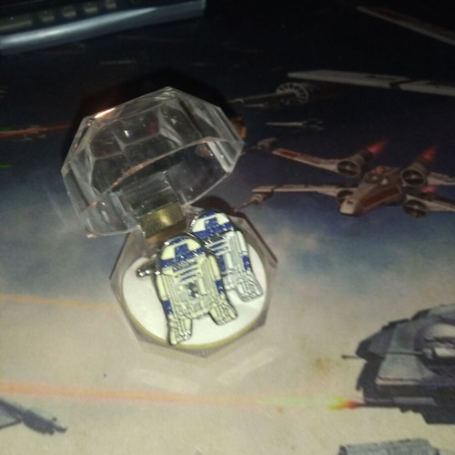 Star Wars R2-D2 collectible cufflinks new