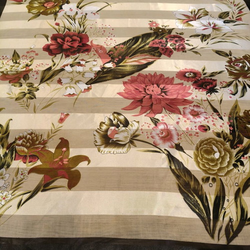 Floral scarf with satin stripes like new