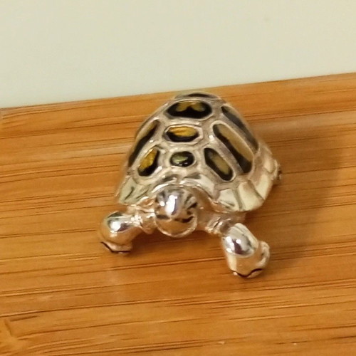 Silver turtle 925 with enamel 3cm - 2cm, 11.7gr