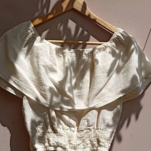 Crop top new with ruffles, cotton, size S, ecru color