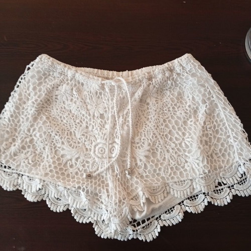 Amisu lace shorts size 40 like new, cotton, white