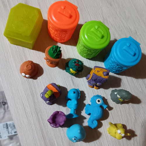 Trash Pack figures lot used