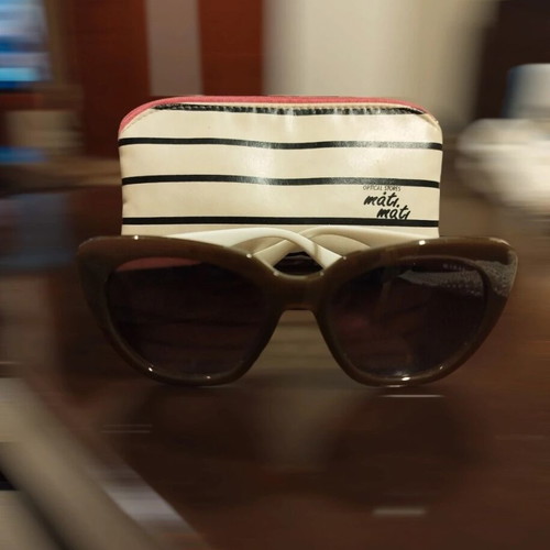 Marabu cat-eye sunglasses like new, brown with white arms