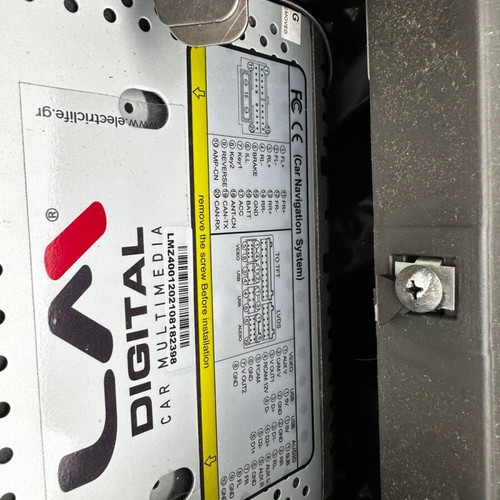LM Digital 7" Android Screen like new with GPS, YouTube, Bluetooth, rear camera