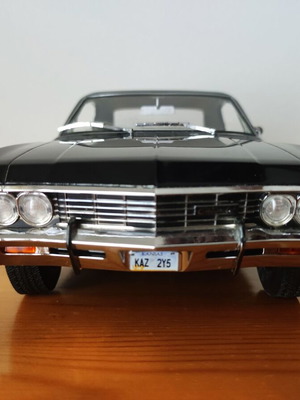 Supernatural 1967 Chevrolet Impala Sport Sedan diecast 1:18 scale model by Greenlight