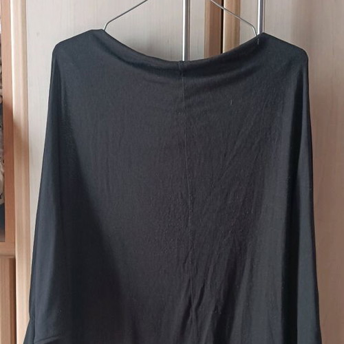Black blouse with 3/4 sleeve Celestino like new, size L