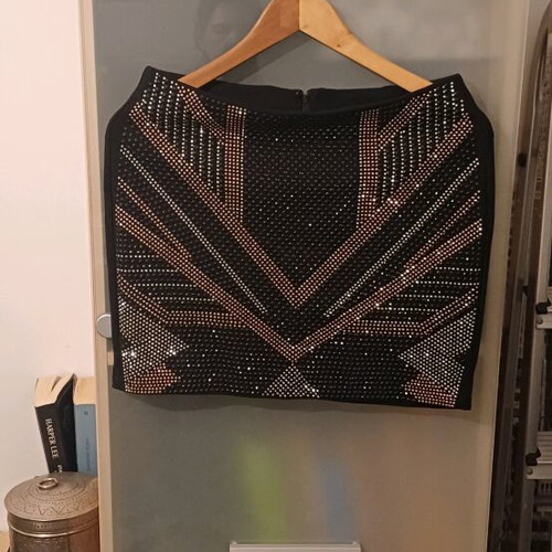 H&M mini skirt like new, black with shiny stones
