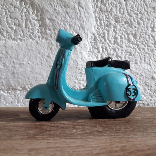 Vintage Vespa miniature like new