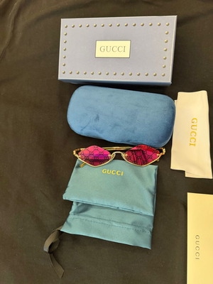 Γυαλιά ηλίου Gucci σαν καινούργιο, ροζ χρυσό χρώμα