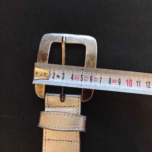 Azade silver leather belt like new
