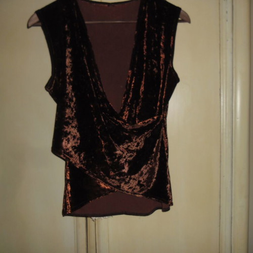 Velvet brown top like new, wrap style from Depolo