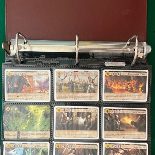 Collector album Game of Thrones cards like new, 300-350+ cards