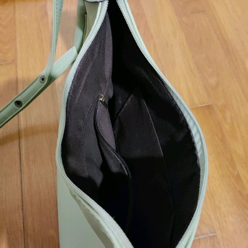 NR handbag like new