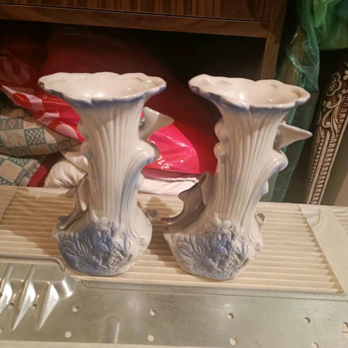 Vintage '80s dolphin vases like new, porcelain, set of 2