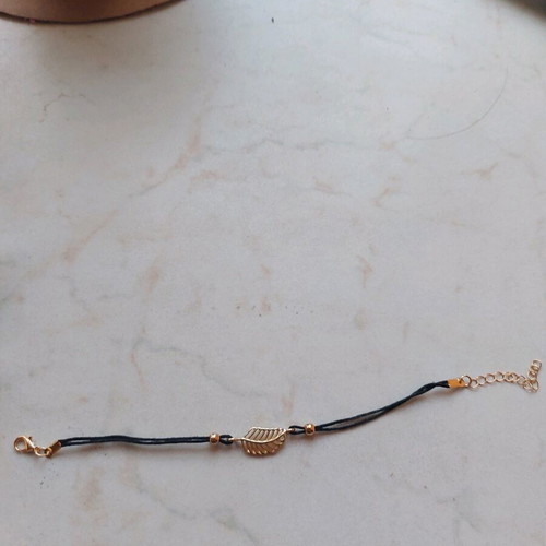 Leaf bracelet new women's in gold and black