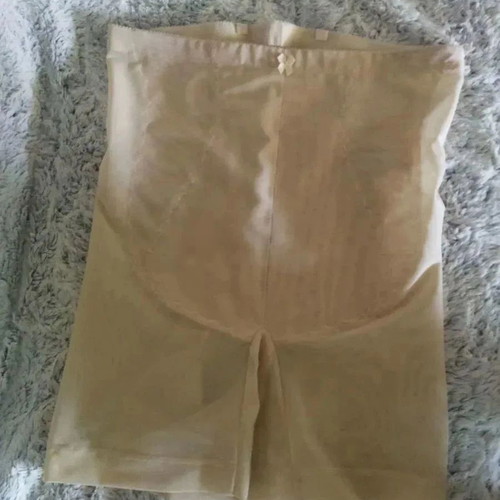 XXL Maternity Corset like new, beige, mid body support with leg Design Veronique