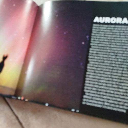 English Book On Tornadoes Adventures In Tornado Alley "The Storm Chasers" like new